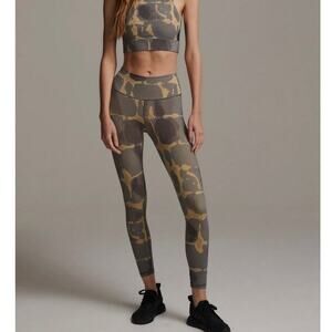 Varley Luna Legging in Golden Tie Dye Size Medium